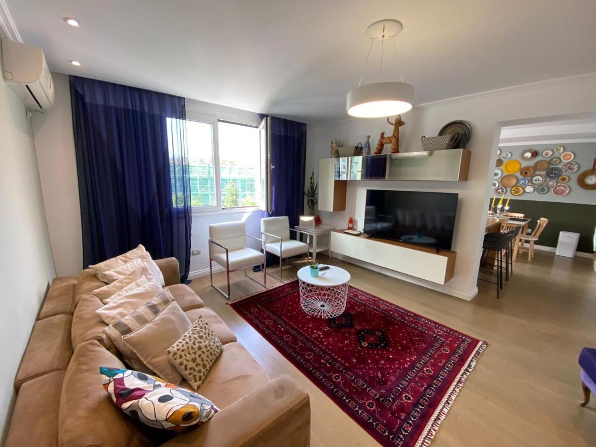 Cozy & Stylish Apartment Tirana Bagian luar foto